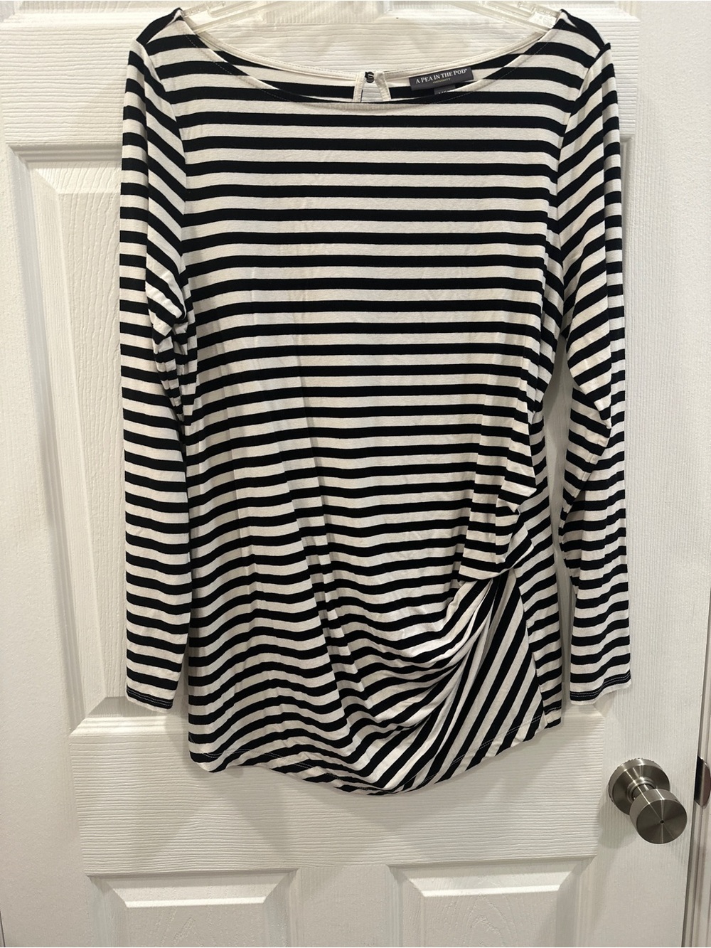A Pea in the Pod long-sleeve striped maternity top size L EUC